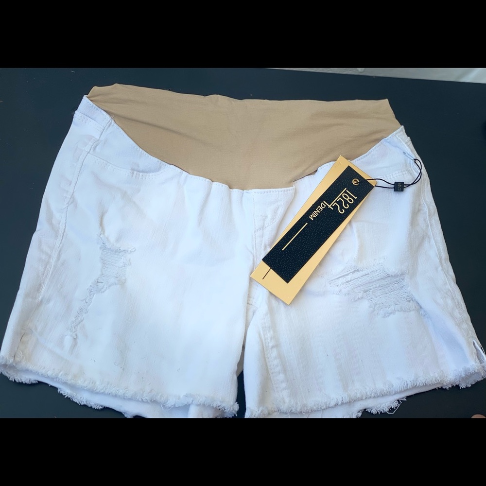 1822 denim distressed white maternity shorts